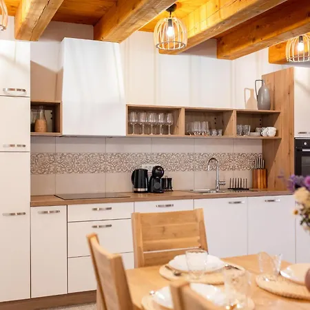 Wellba Homestead Planina 3*